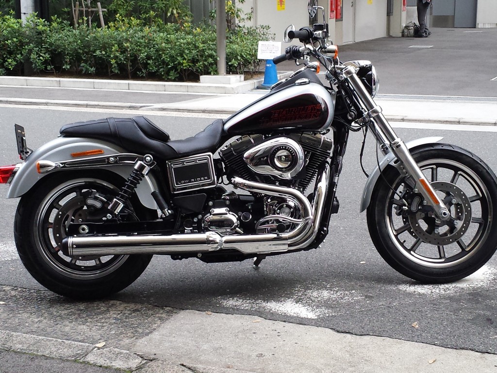 モーターステージ　マフラー ローライダー　FXDL FXDL】ハーレー、「MOTOR STAGE」マフラーへ交換。 | naokiの日常